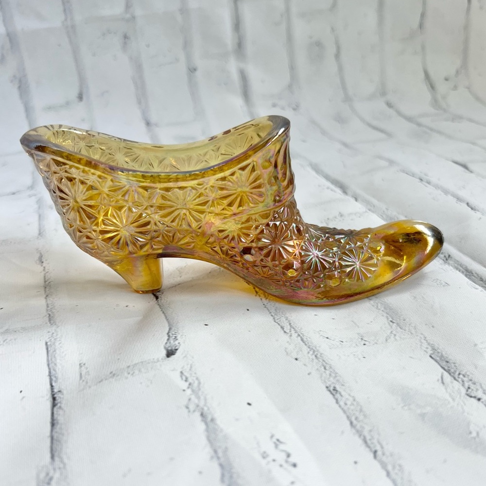 Vintage LE Smith Amber Glass Slipper Daisy & Button Carnival Glass Shoe 6"